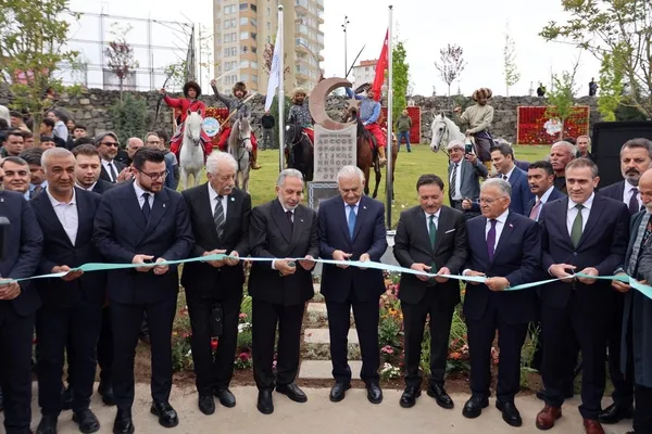 ortak-turk-alfabesinin-ilk-aniti-talasta-acildi-1779350543151.jpg