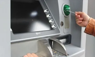 Hollanda’da hırsızlar ATM’yi patlattı