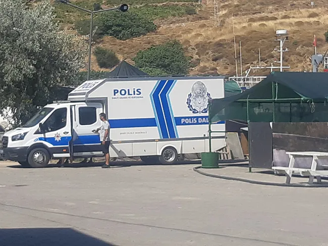 is-insani-halit-yukayin-parcalanan-teknesinden-yeni-bir-iz-bulundu-kiyiya-vurmus-1755176575729.jpg İş insanı Halit Yukay’ın parçalanan teknesinden yeni bir iz bulundu: Kıyıya vurmuş!