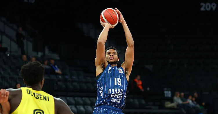 Anadolu Efes, Mersin Spor’u farklı geçti!