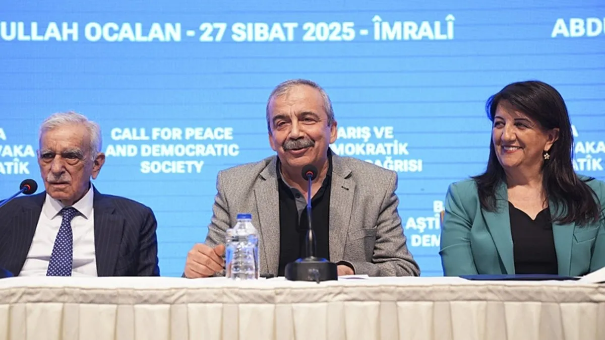 DEM Parti yeni İmralı ziyareti için başvuru yaptı DEM Parti yeni İmralı ziyareti için başvuru yaptı