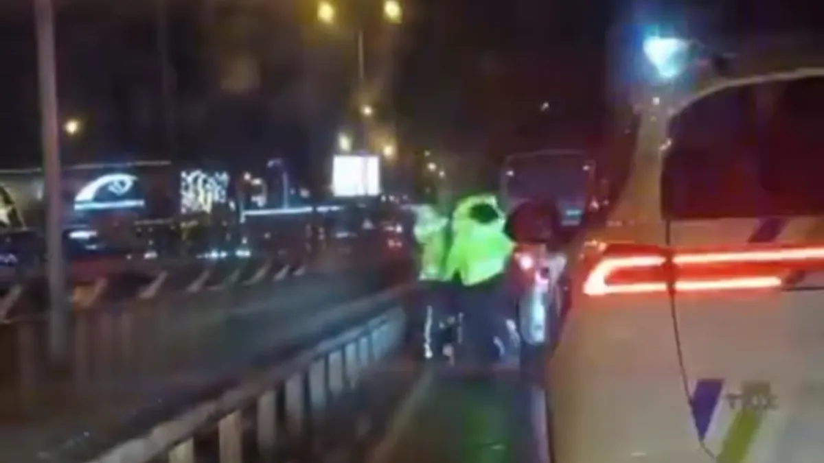 Esenyurt’ta alkollü sürücü dehşeti: Aracı polisin üzerine sürdü! Tutuklandı Esenyurt’ta alkollü sürücü dehşeti: Aracı polisin üzerine sürdü! Tutuklandı