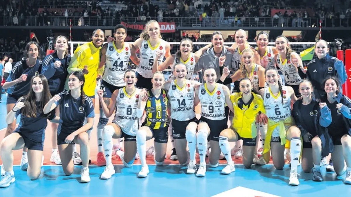 Fenerbahçe Medicana Eczacıbaşı’nı yıktı