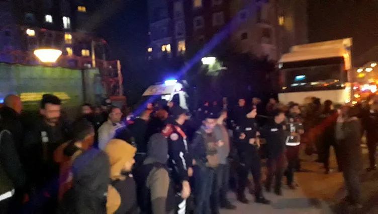 Son dakika: İstanbul Çekmeköy'de askeri helikopter düştü... işte olay yerinden ilk kareler