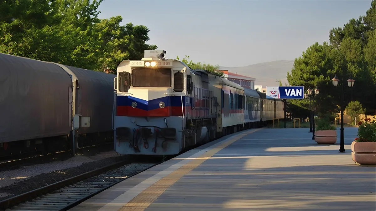 Van-Tahran tren seferleri yarın başlıyor Van-Tahran tren seferleri yarın başlıyor