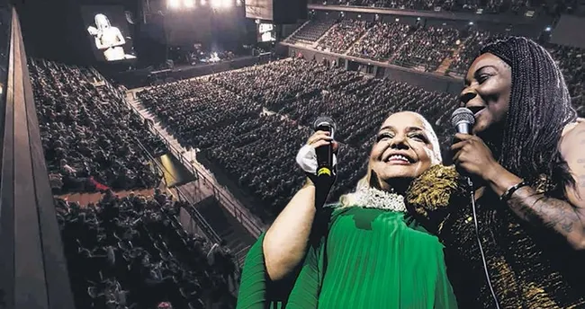 ‘Terapi gibi bir konserdi’