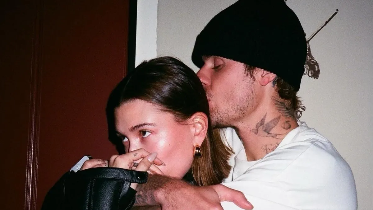 Hailey Bieber'ın çantasından çıkan büyü şoke etti... Meğer Justin Bieber kör kütük aşık değilmiş!