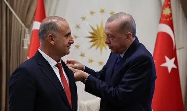 İYİ Parti’den istifa ederek AK Parti’ye geçmişti: İncirliova Belediye Başkanı Aytekin Kaya’ya rozetini Başkan Erdoğan taktı