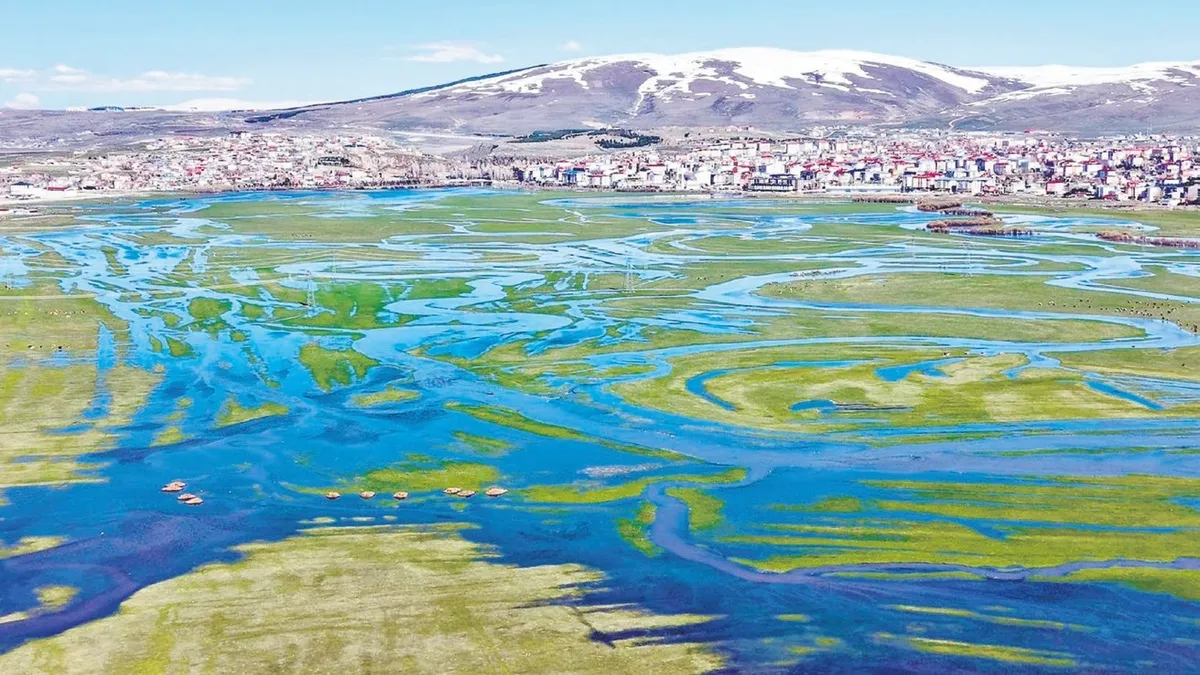 Kura Nehri’nde büyülü bahar