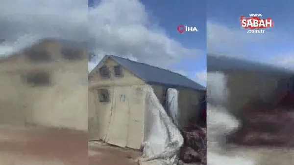 İdlib'te fırtına nedeniyle çadırlar uçtu | Video