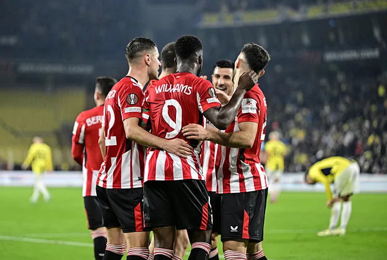 Son dakika Fenerbahçe haberleri: Fenerbahçe - Athletic Bilbao maçında istifa sesleri! Ali Koç yönetimi topladı...