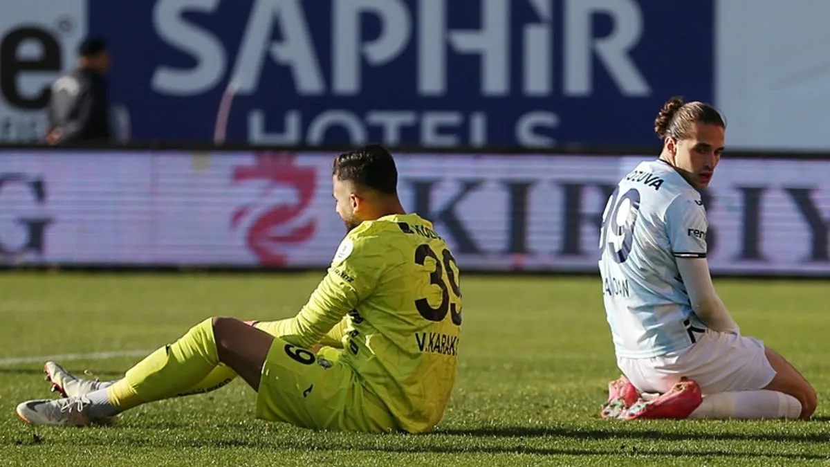 Adana Demirspor- Bodrum maçında talihsiz olay! Adana Demirspor- Bodrum maçında talihsiz olay!