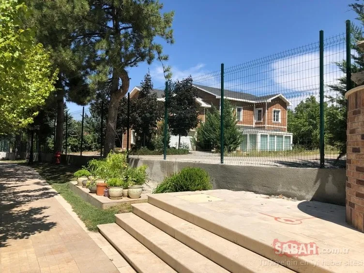 Darbeciler sözde 'Bakanlar Kurulu' masası bile hazırlamış! İşte FETÖ'nün Ankara'daki malikanesi...