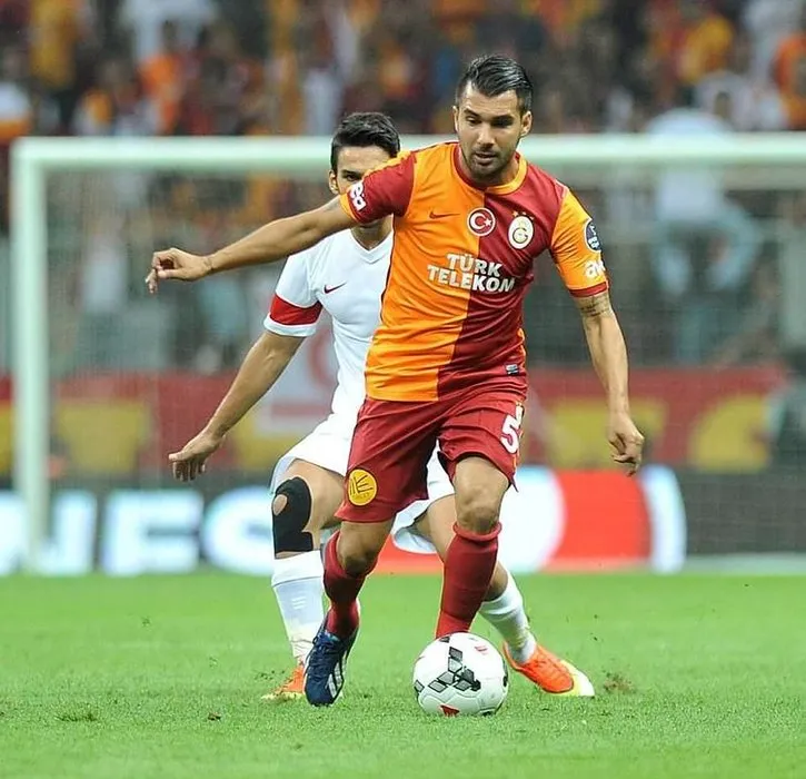 Galatasaray’ı tövbe ettiren 10 futbolcu!