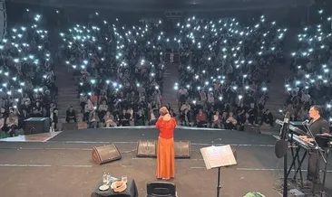 Ayakta alkışlandı