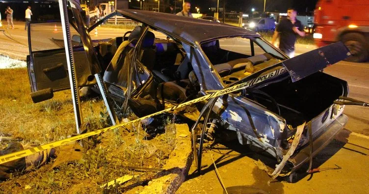 Minibüs ile otomobil çarpıştı: 1 ölü, 7 yaralı