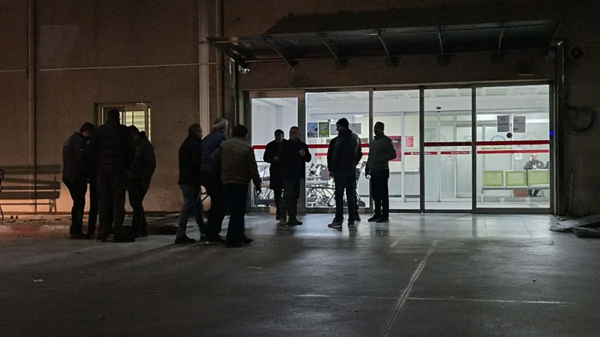 Kan donduran cinayet! 16 yaşındaki torun babaannesini bıçakladı Kan donduran cinayet! 16 yaşındaki torun babaannesini bıçakladı