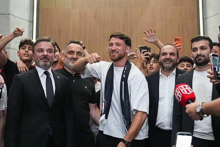 besiktasin-yeni-transferi-salih-ozcan-istanbulda-orkun-kokcu-sozleri-1783547484861.jpeg
