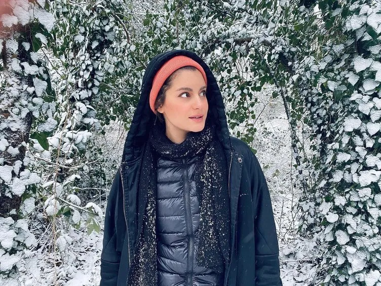 3’ncü çocuğunu kucağına alan Atiye’den duygulandıran paylaşım! ’Rumi’ bebekle ilk fotoğraf