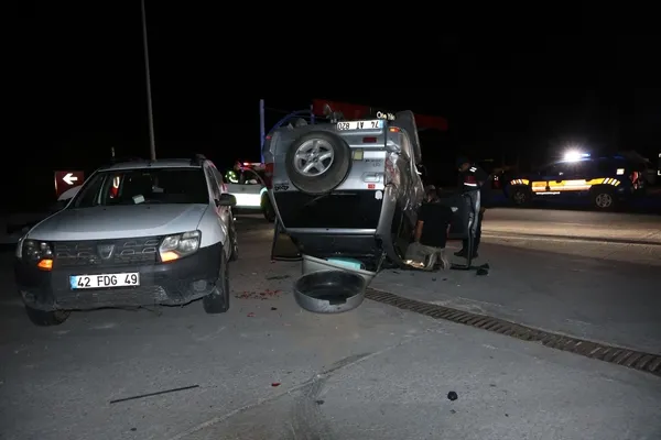 alkollu-surucunun-takla-atan-otomobili-bekleyen-araca-carpti-1789886526199.jpg