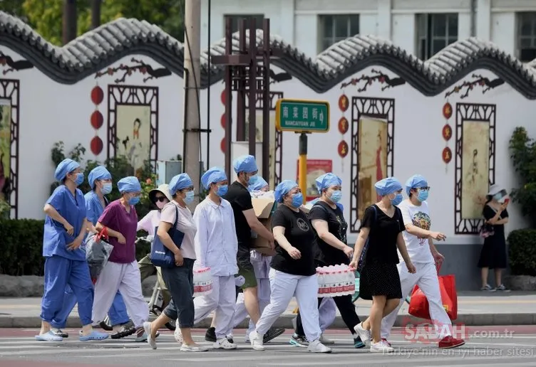 Pekin’de artan Kovid-19 vakaları nedeniyle alarm seviyesi yükseldi