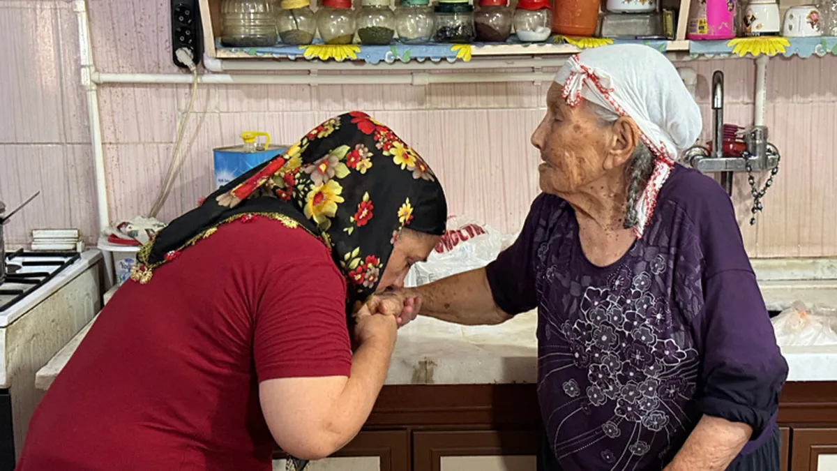 Milyonluk miras kavgasında flaş: Gündeme oturan o anne-kız yüzleşti! ‘Bütün parayı…’ Milyonluk miras kavgasında flaş: Gündeme oturan o anne-kız yüzleşti! ‘Bütün parayı…’
