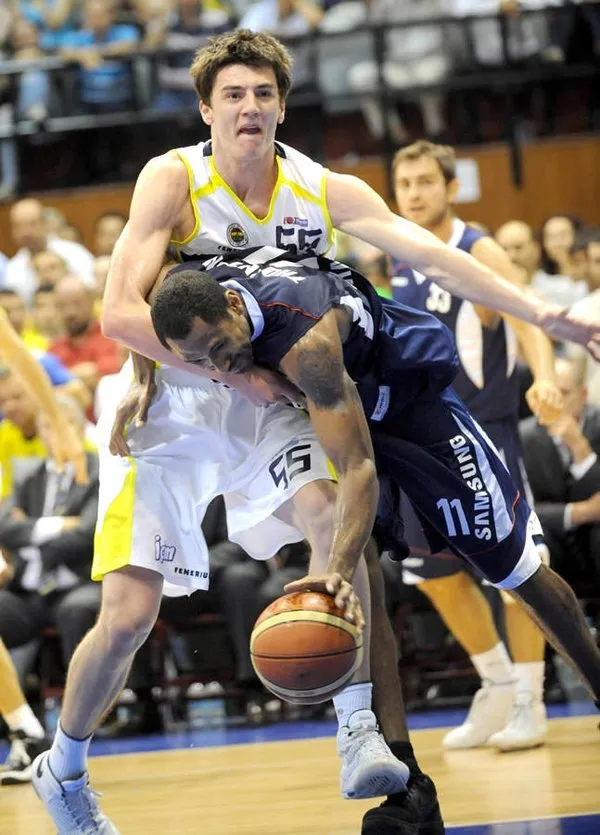 Fenerbahçe Ülker - Efes Pilsen