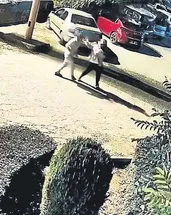 Eşini vurup çocuğunu kaçırdı
