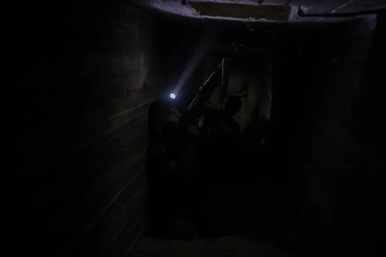 Tel Abyad’daki Ermeni Kilisesi önce DEAŞ sonra PKK tarafından karargah olarak kullanılmış