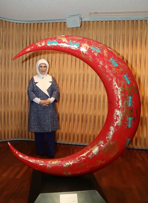 Emine Erdoğan, Cenevre’de Uluslararası Kızılhaç ve Kızılay Müzesi’ni ziyaret etti