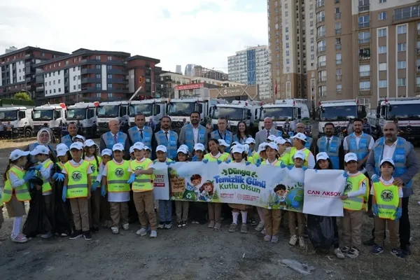 dunya-temizlik-gununde-sifir-atik-seferberligi-vali-ve-esi-kumsalda-kiyi-temizligi-yapti-1790020979907.jpg