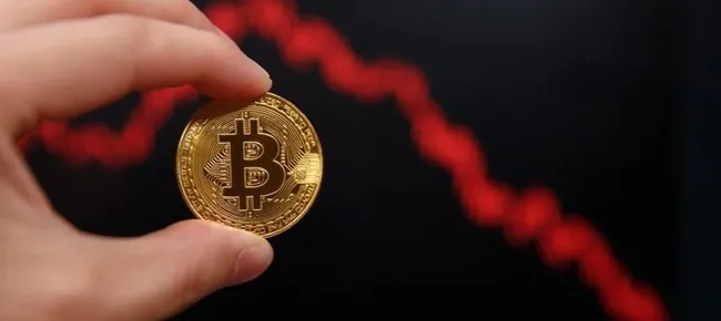 son-dakika-bitcoin-ve-kripto-paralar-icin-sular-durulmuyor-kayip-buyuk-oldu-1637588931955.jpg