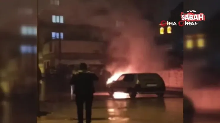 Bursa’da seyir halinde otomobil yandı, sürücü canını zor kurtardı | Video