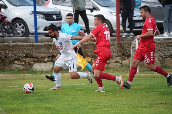 seydikemerspor-ortaca-belediyesporu-1-0-maglup-etti-1765125521660.jpg