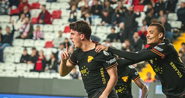 Göztepe’de iki futbolcu için karar! Takımda kalacaklar...
