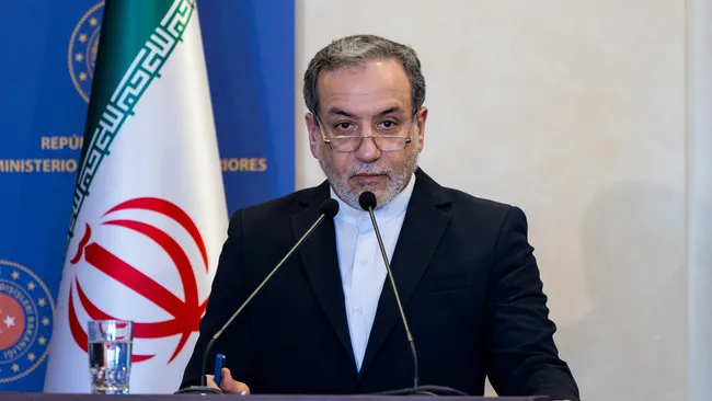 iran-ab-ulkelerinin-deniz-ve-hava-kuvvetlerini-teror-orgutu-ilan-etti-1771702920650.jpg İran, AB ülkelerinin deniz ve hava kuvvetlerini terör örgütü ilan etti!