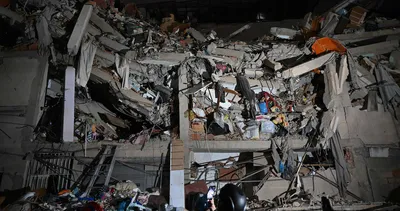 SON DAKİKA… Venezuela’da 7,2 ve 7,5’lik deprem! Prof. Dr. Şener Üşümezsoy 39 saniyelik faciayı değerlendirdi: Dikkat çeken Marmara depremi yorumu!
