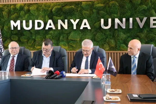 bursa-cumhuriyet-bassavciligi-ile-mudanya-universitesi-arasinda-is-birligi-protokolu-1748355716298.jpg