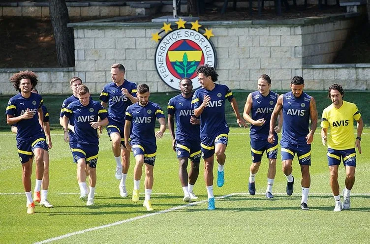 Son dakika Fenerbahçe haberleri: Fenerbahçe’den çifte transfer bombası! İki yıldızı birden ikna etti