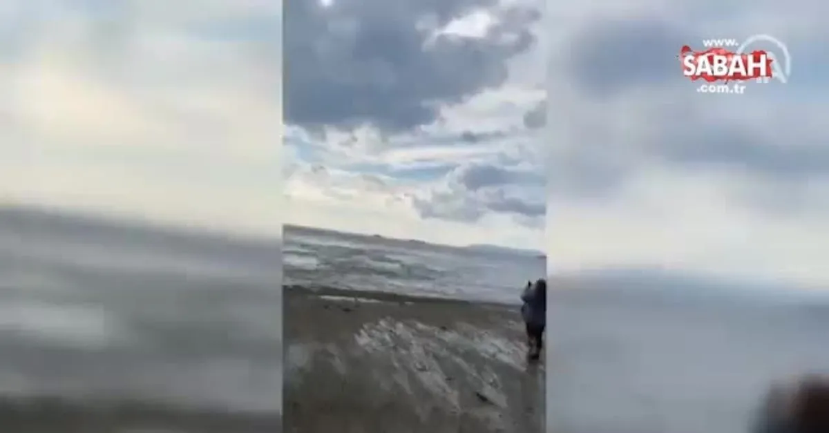 izmirde deniz taşması