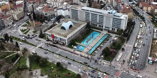 ibbye-yonelik-5-dalga-operasyonda-yeni-gelisme-gozalti-sayisi-yukseldi-1748870574358.jpg İBB'ye yönelik 5. dalga operasyonda yeni gelişme! Gözaltı sayısı yükseldi