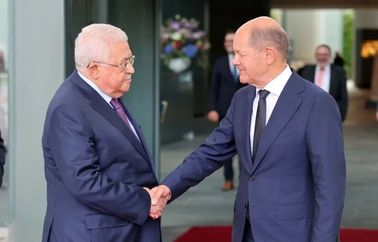SON DAKİKA: Şansölye dondu kaldı! Filistin lideri Abbas’ın ’holokost’ sözleri Almanya’yı karıştırdı, İsrail’den jet hızında yanıt geldi