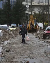 Yunanistan’ı fırtına vurdu