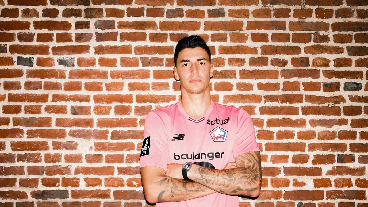 Son dakika haberi: Berke Özer resmen Lille’de! İşte bonservis bedeli… Son dakika haberi: Berke Özer resmen Lille’de! İşte bonservis bedeli…