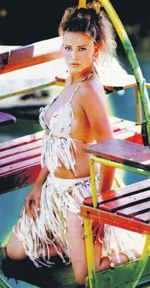 Esra Sönmezer