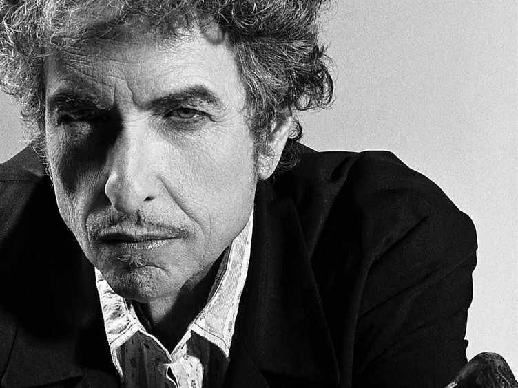 Bob Dylan isyan etti