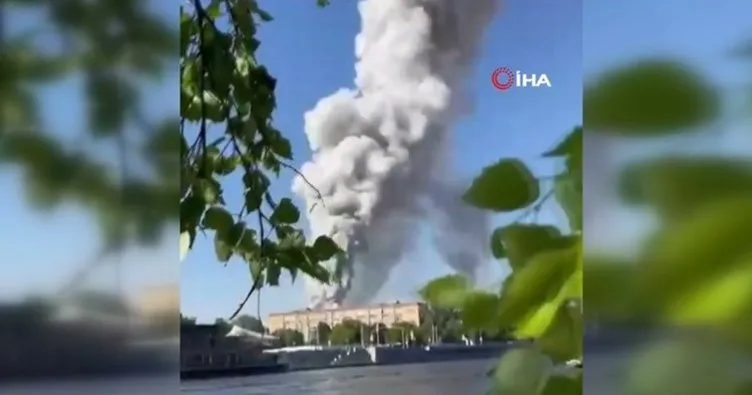 Rusya’da havai fişek deposunda korkutan yangın! Peş peşe patlamalara neden oldu