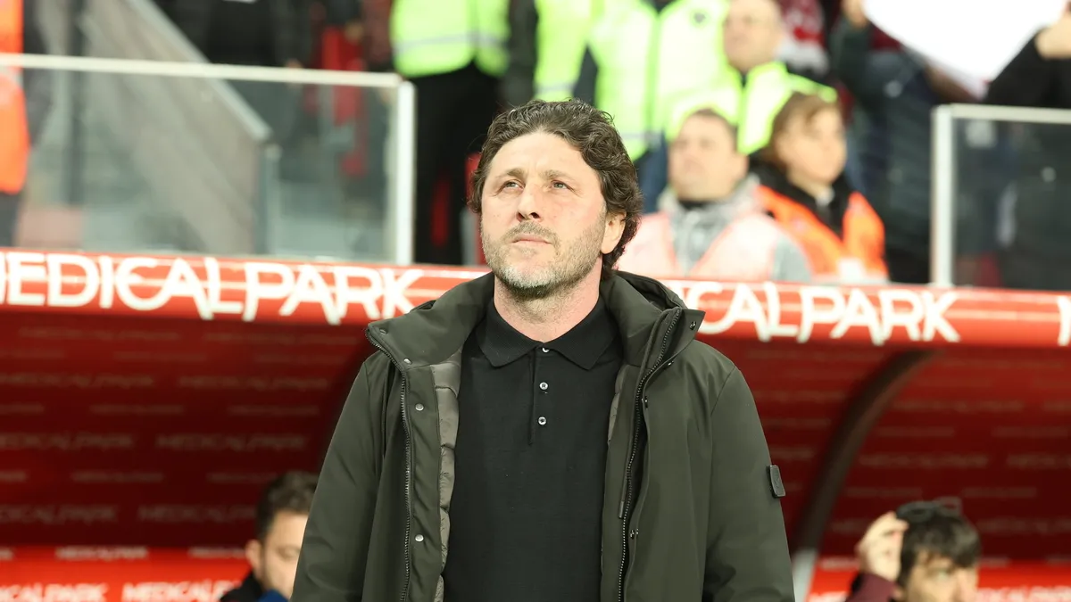 Trabzonspor’dan 24 milyon Euro’luk atak! Sürpriz transfer operasyonu… – Galeri Trabzonspor’dan 24 milyon Euro’luk atak! Sürpriz transfer operasyonu… – Galeri