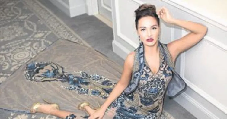 Güzellik kraliçesi İzmir’e geliyor