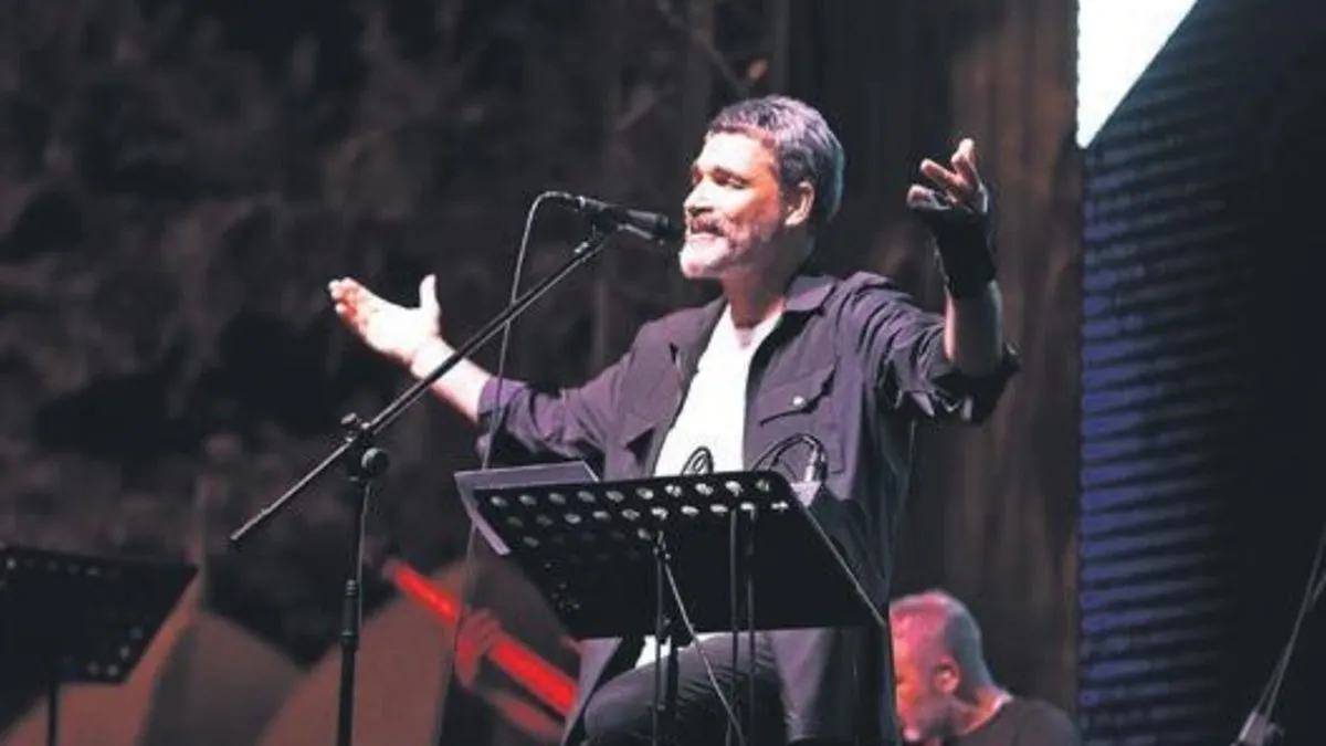 Şarkılarını binlerce hayranıyla söyledi – Son Dakika Magazin Haberleri Şarkılarını binlerce hayranıyla söyledi – Son Dakika Magazin Haberleri